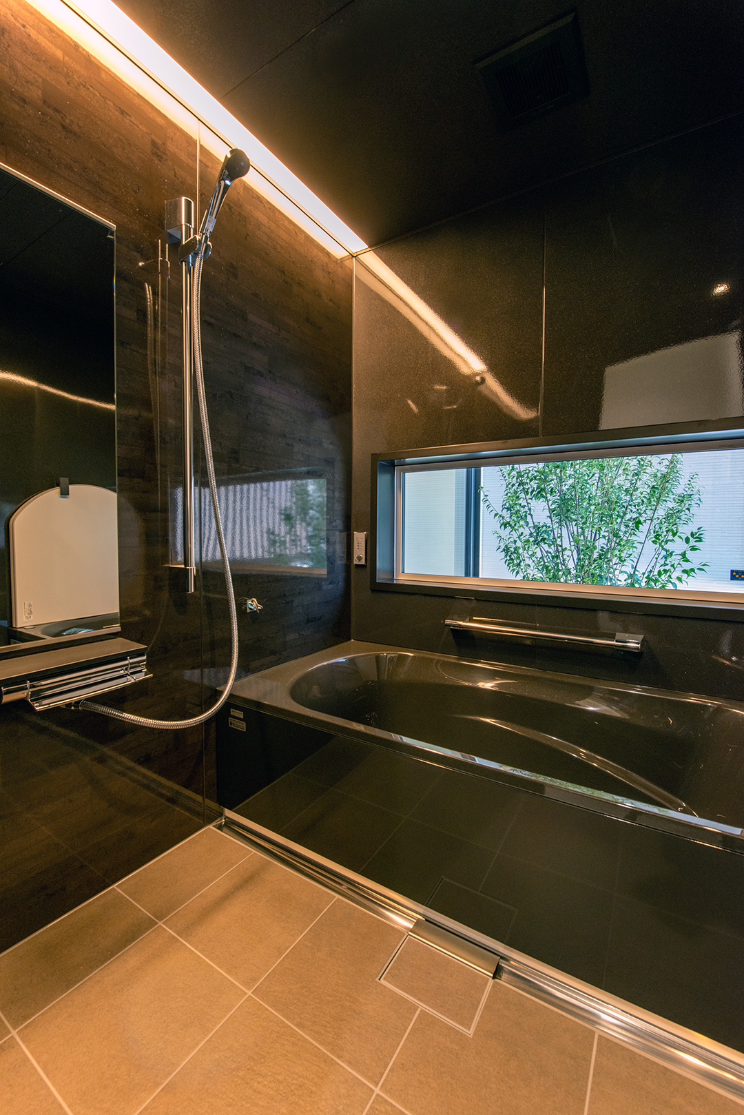 全館空調マッハシステム体感モデルハウスの浴室写真