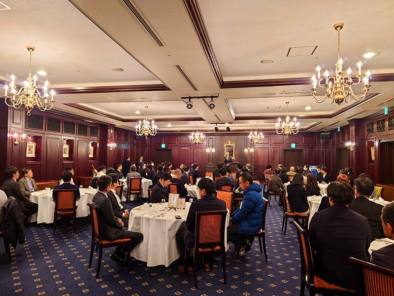 新年のはじまりに、業者の皆さまと顔を合わせてご挨拶しました。