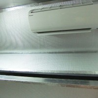 空調室内のエアコン（4kwタイプ）