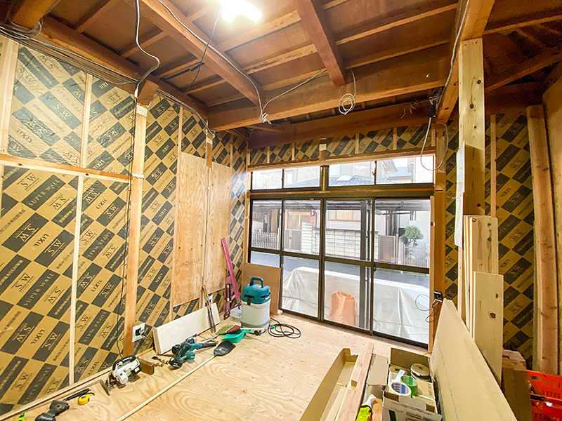 部分断熱リフォーム　工事途中