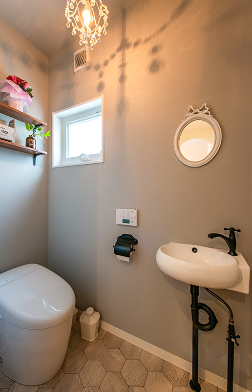 注文住宅の施工例写真でトイレ