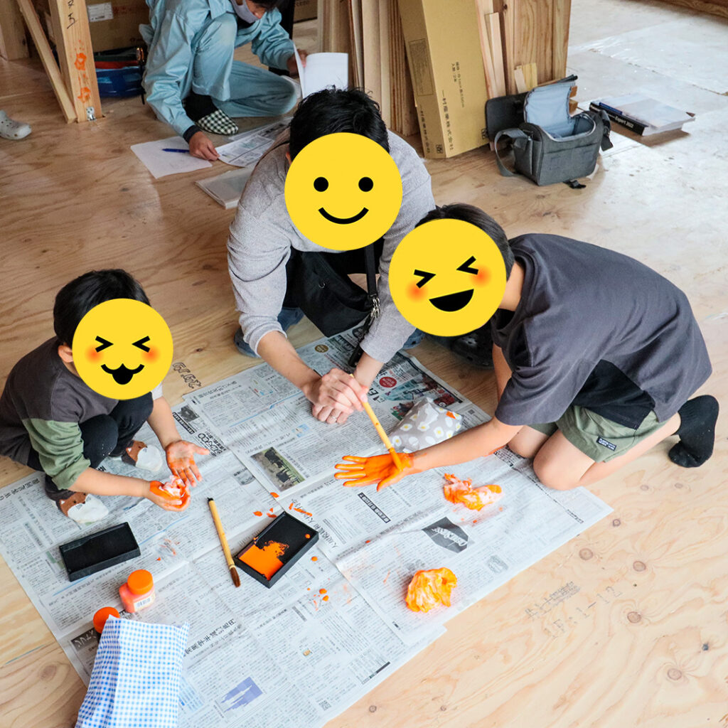 松山市I様邸　上棟記念手形の様子