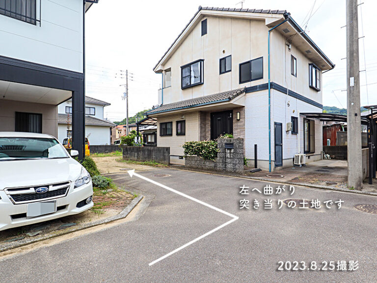愛媛県松山市勝岡町売土地163.76㎡の県道39号線からの入口写真